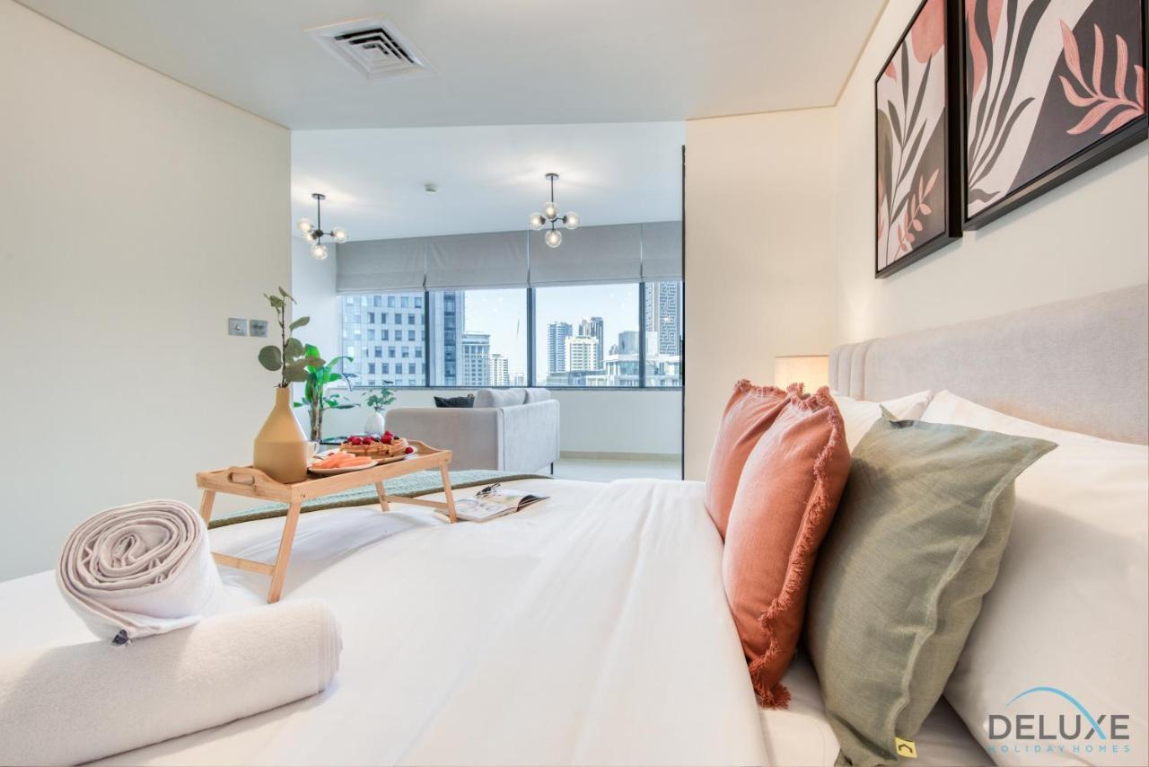Unbeatable Rate Stylish 1Br With Balcony Near Metro By Deluxe Holiday Homes Dubai Eksteriør billede