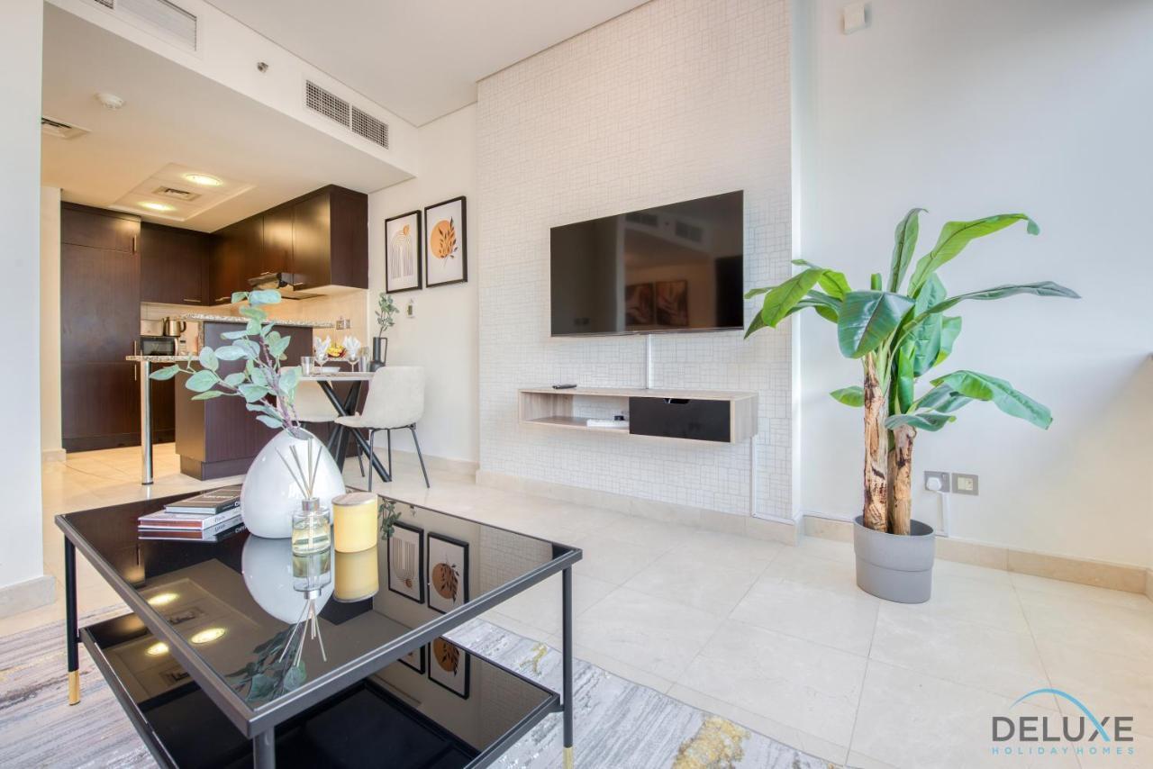 Unbeatable Rate Stylish 1Br With Balcony Near Metro By Deluxe Holiday Homes Dubai Eksteriør billede