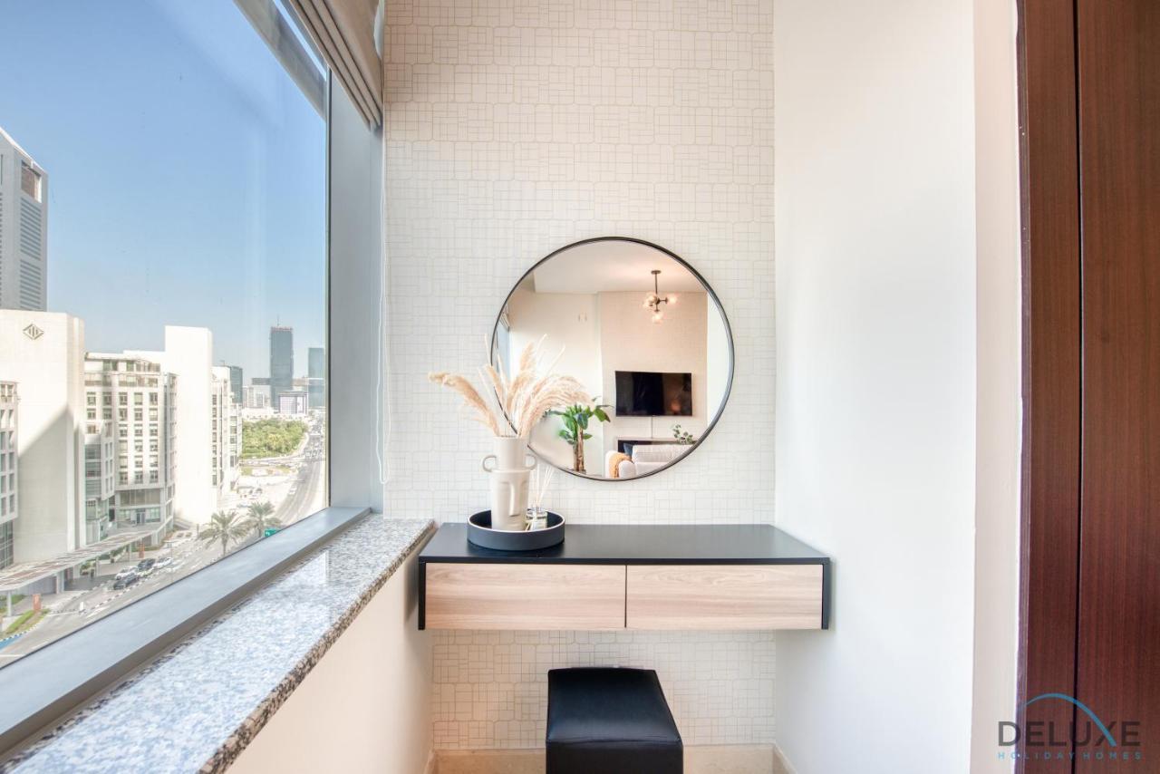 Unbeatable Rate Stylish 1Br With Balcony Near Metro By Deluxe Holiday Homes Dubai Eksteriør billede