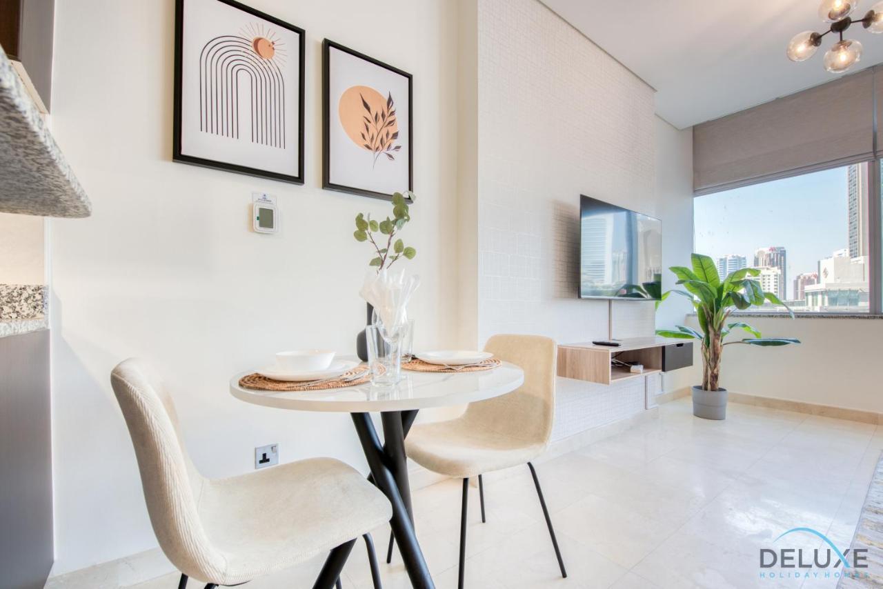 Unbeatable Rate Stylish 1Br With Balcony Near Metro By Deluxe Holiday Homes Dubai Eksteriør billede