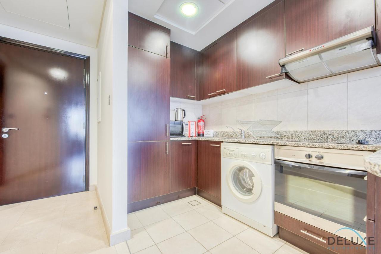 Unbeatable Rate Stylish 1Br With Balcony Near Metro By Deluxe Holiday Homes Dubai Eksteriør billede