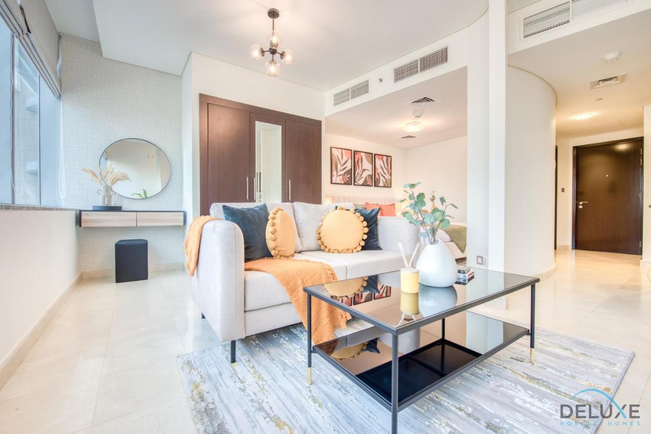 Unbeatable Rate Stylish 1Br With Balcony Near Metro By Deluxe Holiday Homes Dubai Eksteriør billede